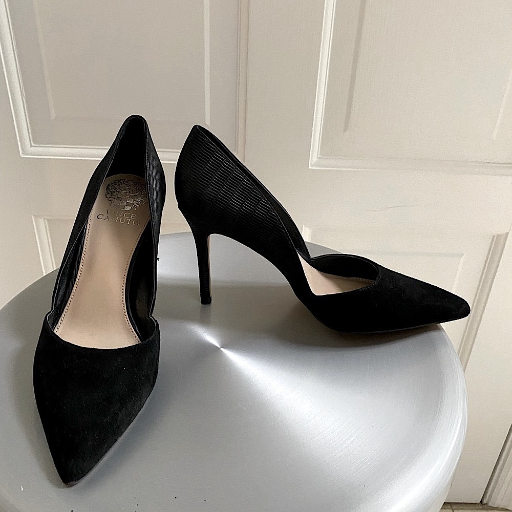 Vince Camuto black pumps size 7 1/2 NWOT